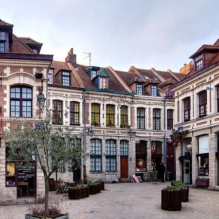 Lille Centre: 2Bed 2Bath Apartment! Exterior photo